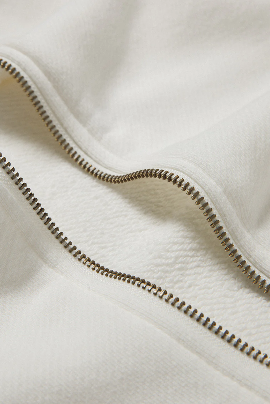 BABYDOLL CROP ZIP HOODIE 2.0