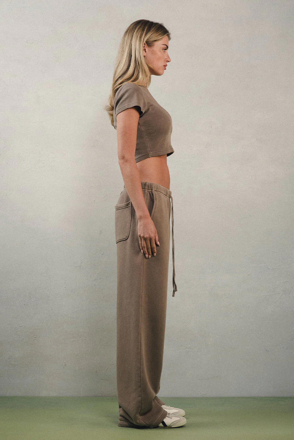 CORE STRAIGHT LEG SWEATPANT