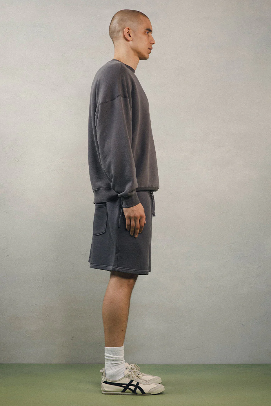 OVERSIZED CORE CREWNECK