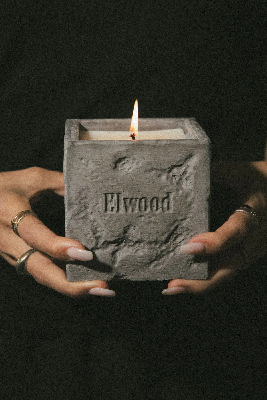 SIGNATURE CANDLE
